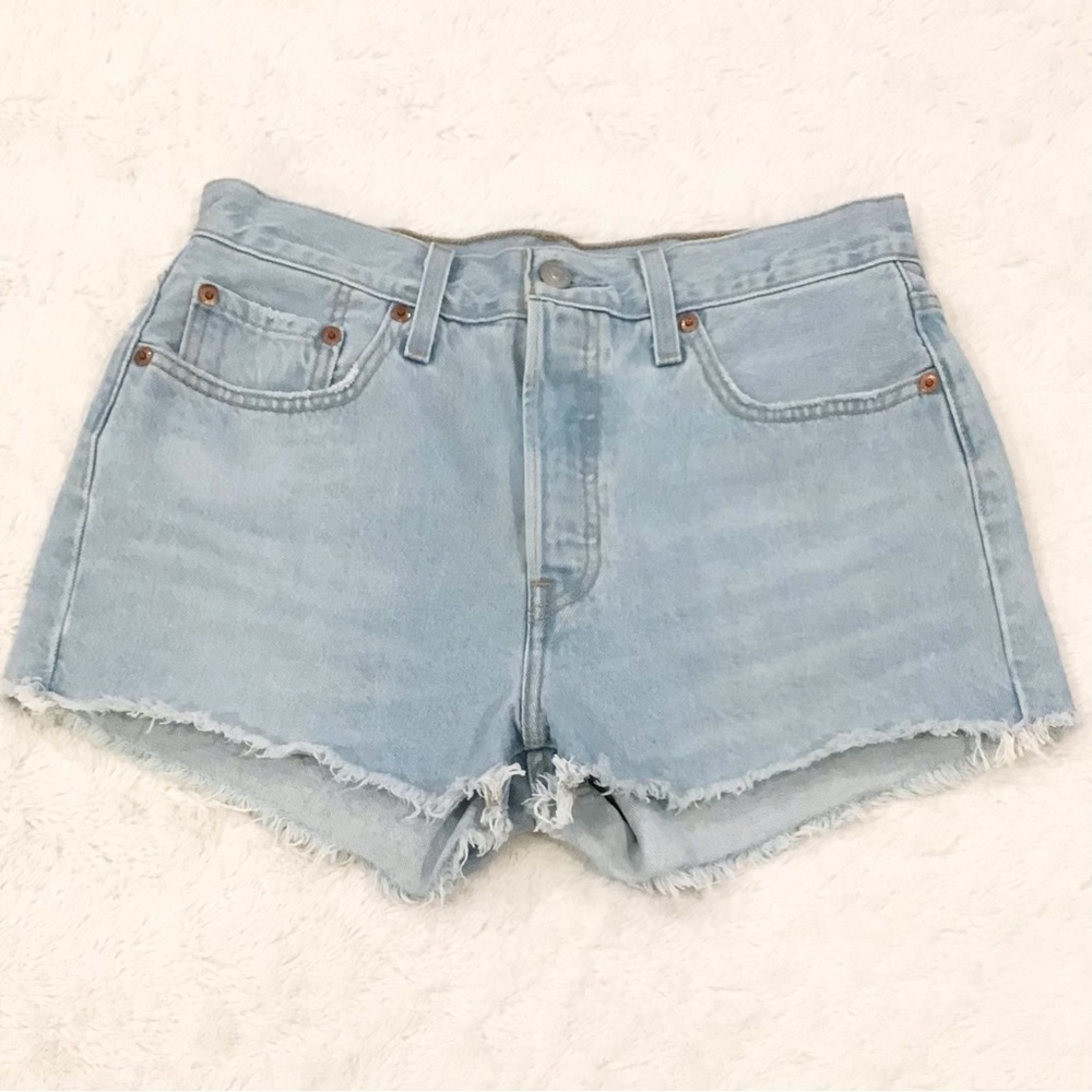Levi’s 501 W28 (US 6/7) Denim Womens Shorts Irregular High Rise Luxor 56327-0113 - Picture 5 of 13